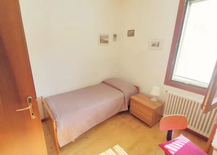 Casa Pergoletto * Venice