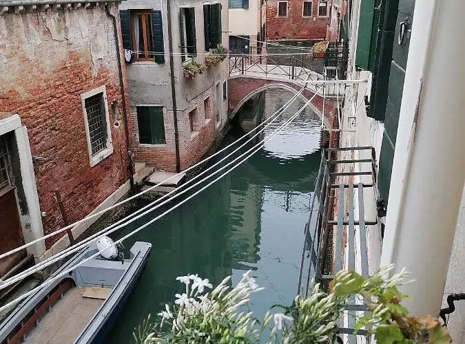 Casa Pergoletto * Venice